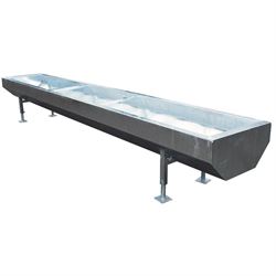 Galvanisert fôrtrau, lengde: 3–5 m, bredde: 0,80 m