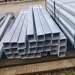 80x80x3 mm stolpe for nedstøping, lengde: 1,75 m.