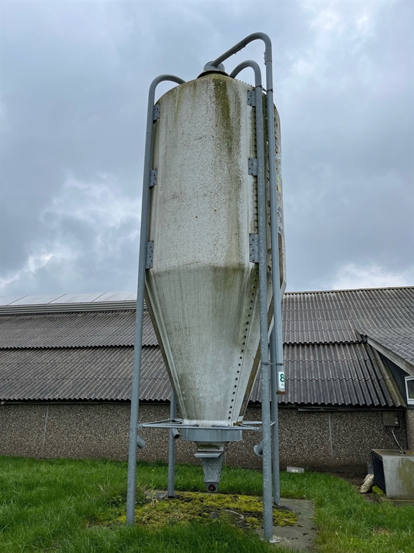Brukt "Eurosilo" glassfibersilo, 20 m3.