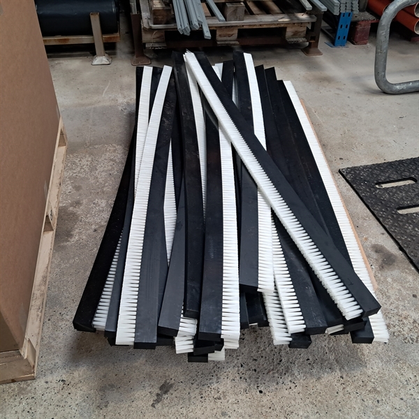 Børstelist til skrape 1500x50x30 mm