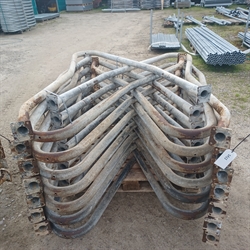 52 stk. brukte 2" sengebøyler lengde: 2 m Cc: 1,12 m S425