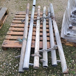 6 stk. brukte 2½" stolper for nedstøping, lengde: 1,75 m.