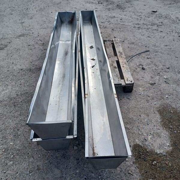3 stk. brukte rustfrie trau lengde: 2,55 - 3 m