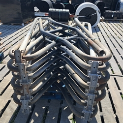 26 stk. brukte 2" sengebøyler lengde: 2 m. Cc: 0,82 m. S543