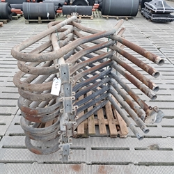 17 stk. brukte 2" sengebøyler lengde: 1,90 m. Cc: 0,77 m. S504