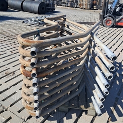 17 stk. brukte 2" sengebøyler lengde: 2 m. Cc: 0,80 m. S524